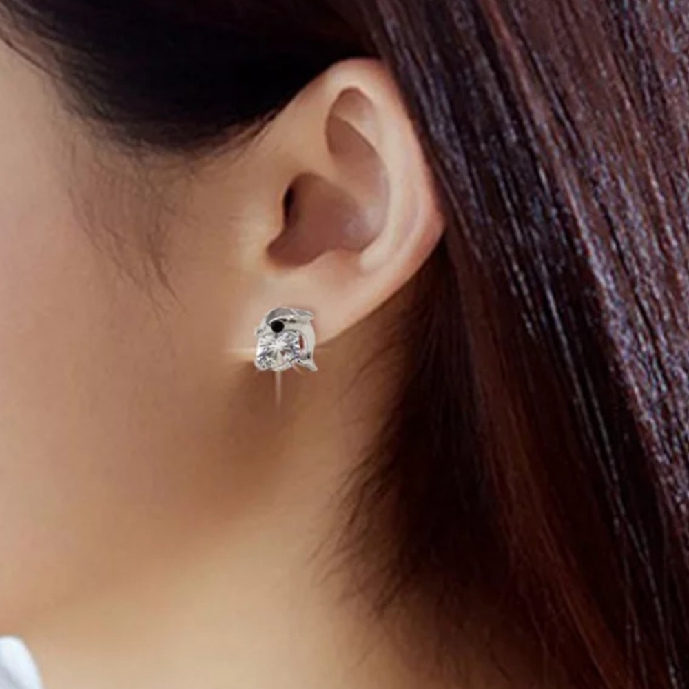 🌟 Sterling Silver 925 Dolphin 🐬 CZ Stud Earrings - Picture 3 of 4